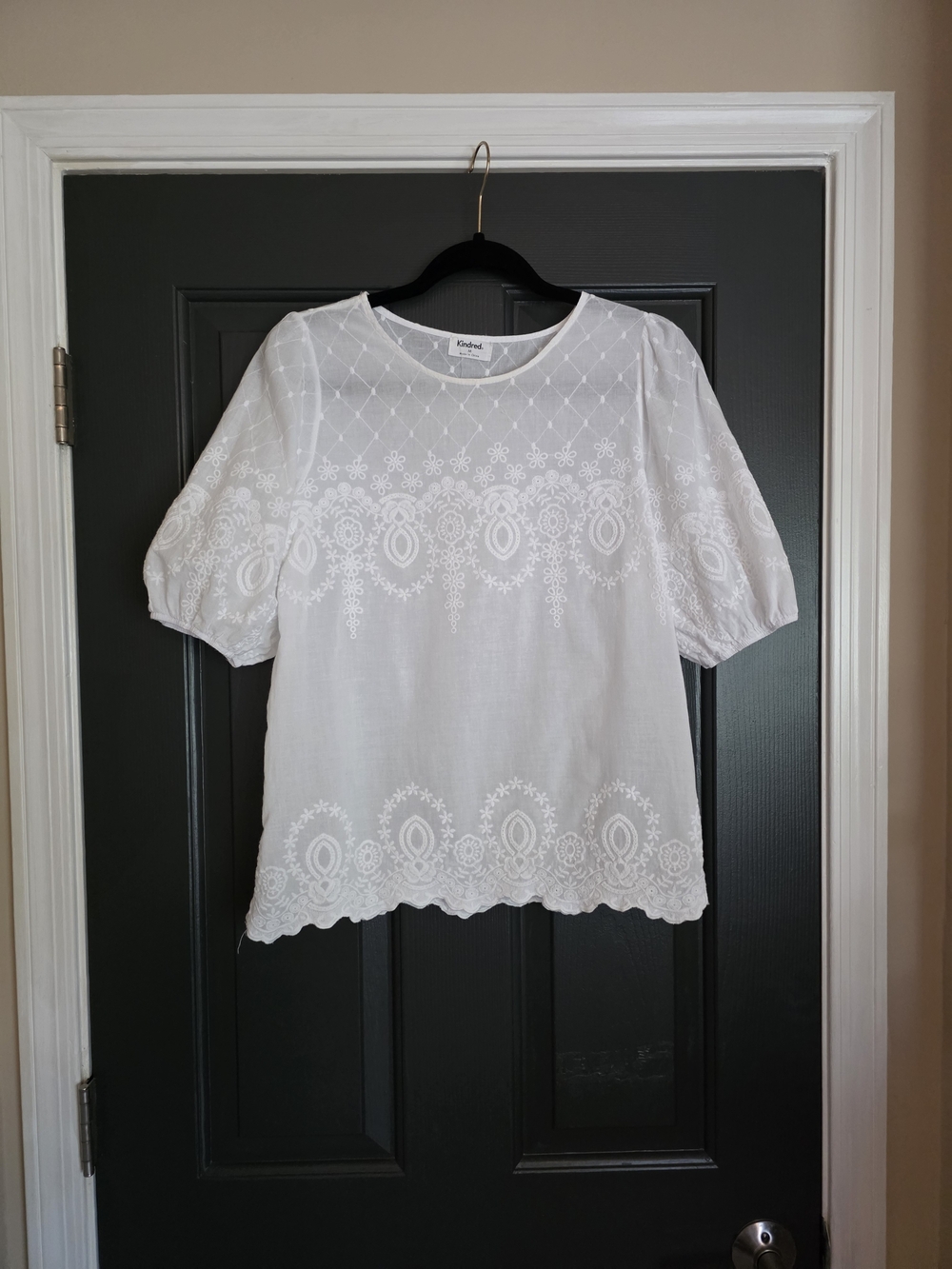 White Embroidered Puff-Sleeve Blouse